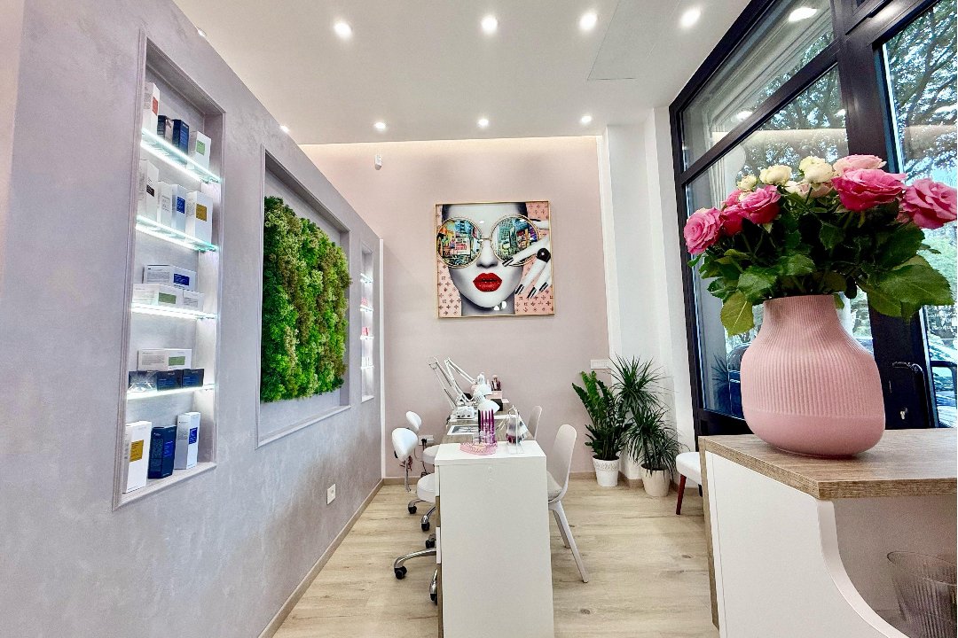 Glow Beauty Studio - Torino, Corso Marche, Torino