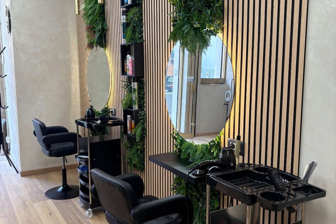 Revé Hair Salon, Centocelle, Roma
