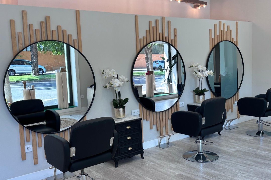 Glow by Irsis Labrada, Badajoz, Extremadura