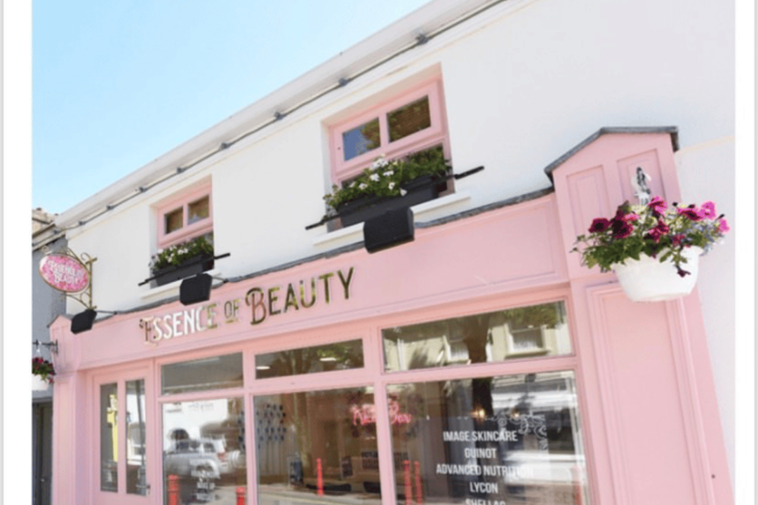 Essence of Beauty, Blarney