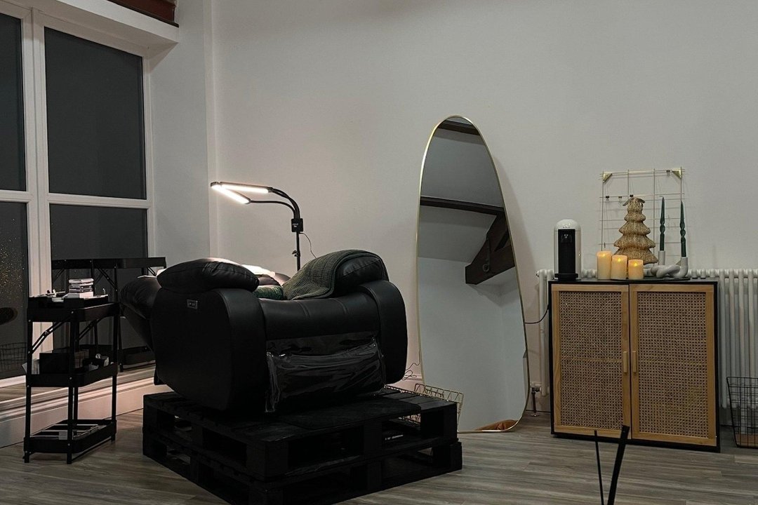 AngeLash, Market Place, Bolton