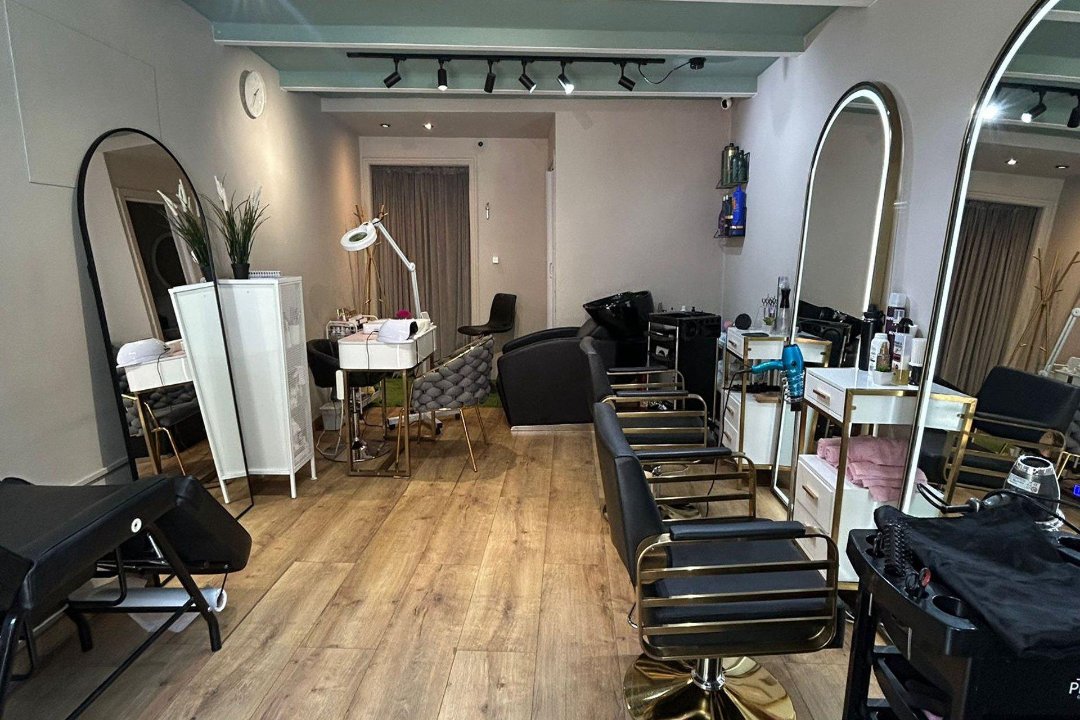Bella Cherry Salon, Oporto