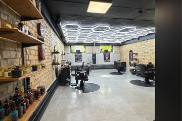 Broliai Barbershop