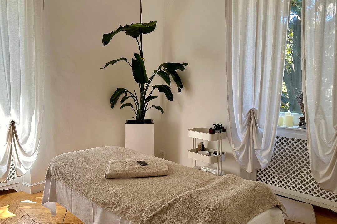 Alberto Valenza Maison, Parioli, Roma