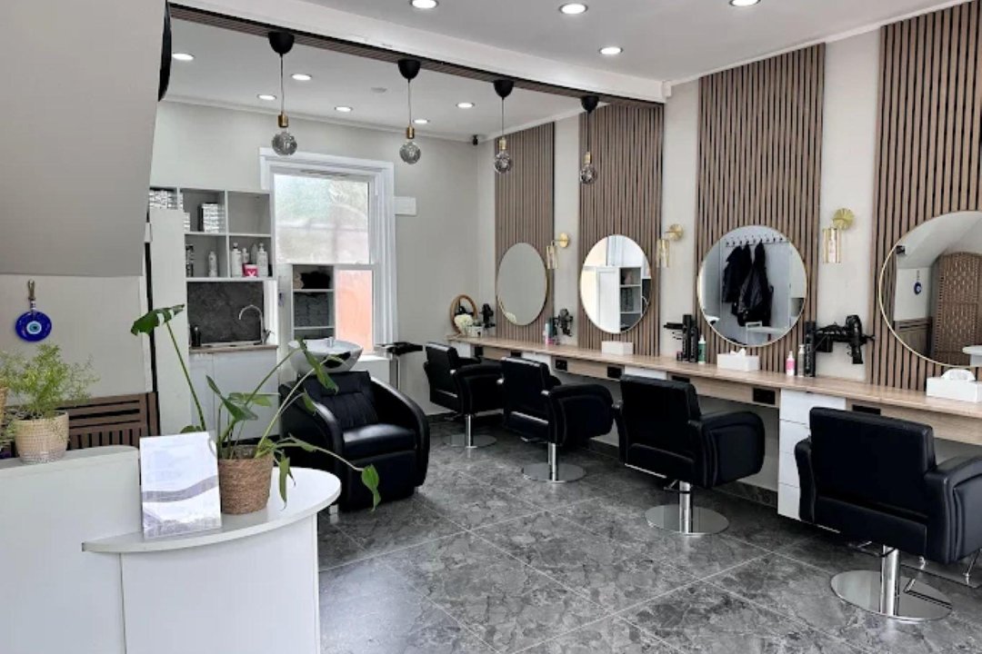 Derem Hair & Beauty - Milton Keynes, Newport Pagnell, Buckinghamshire
