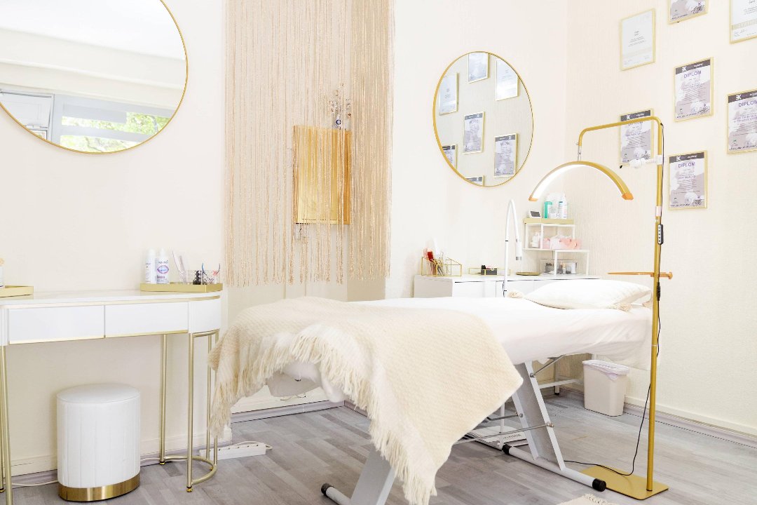 Beauty.byjuly /Naildesignstudio, Köllnische Heide, Berlin