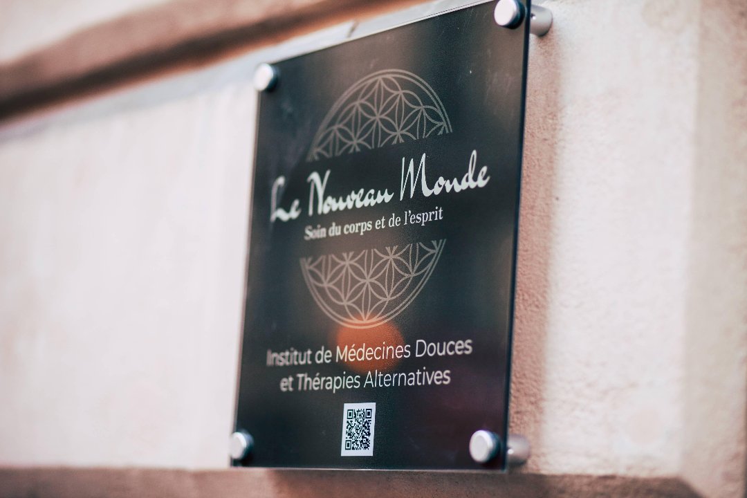 Welldone Move- Céline Lepetit, Rue Saint-Honoré, Paris