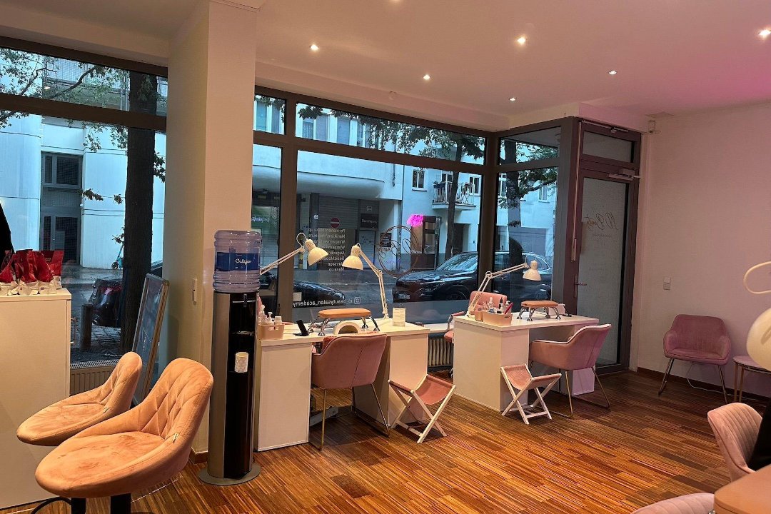 ID Beauty Salon & Academy, Güntzelkiez, Berlin