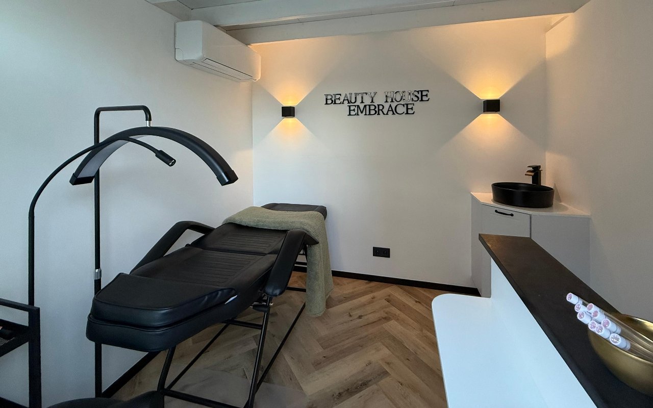 Interieur van Beauty House Embrace in Maassluis