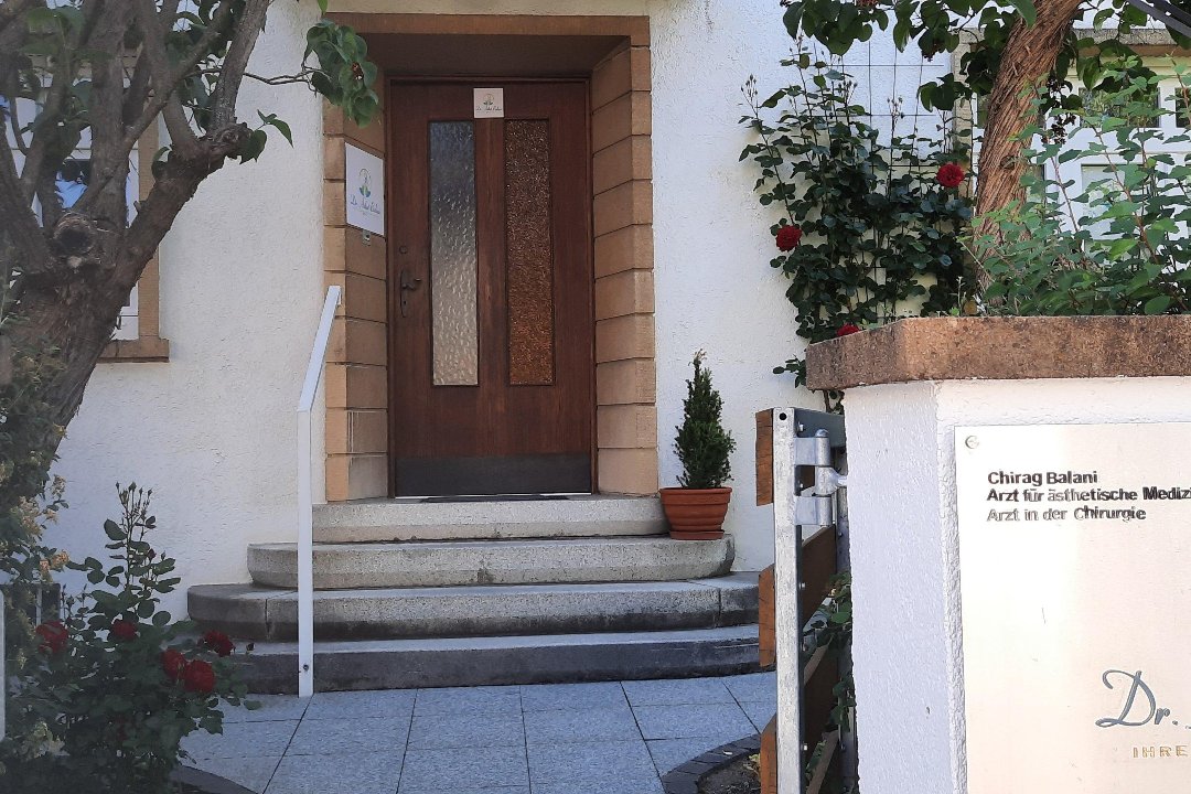 Dr. Ästhet Balani, zu weiteren Stadtteilen, Stuttgart