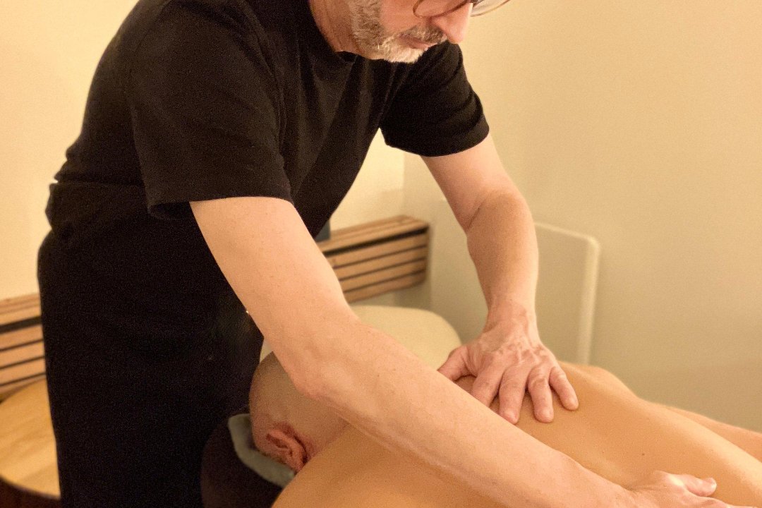 François-massages énergétiques, Av. Ledru Rollin, Paris