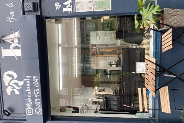 LA Hair & Beauty