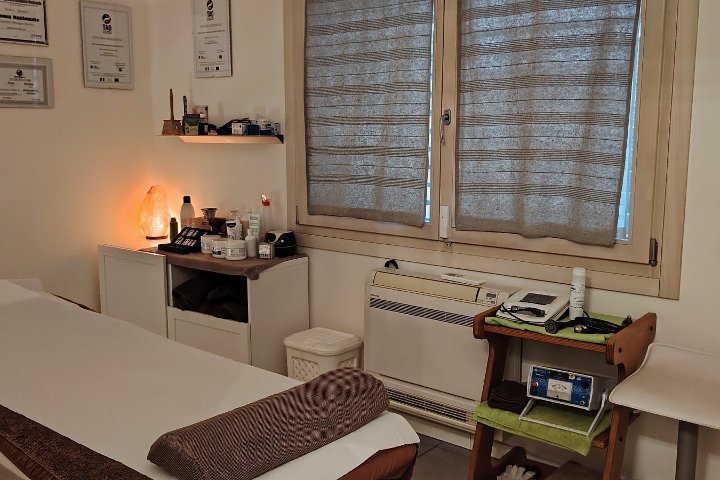 NB StudioHeterea - Massage Mira VE - Photo de couverture - OneBooking