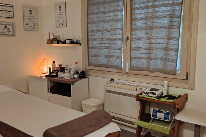 NB StudioHeterea - Massage Mira VE - Photo de galerie - OneBooking