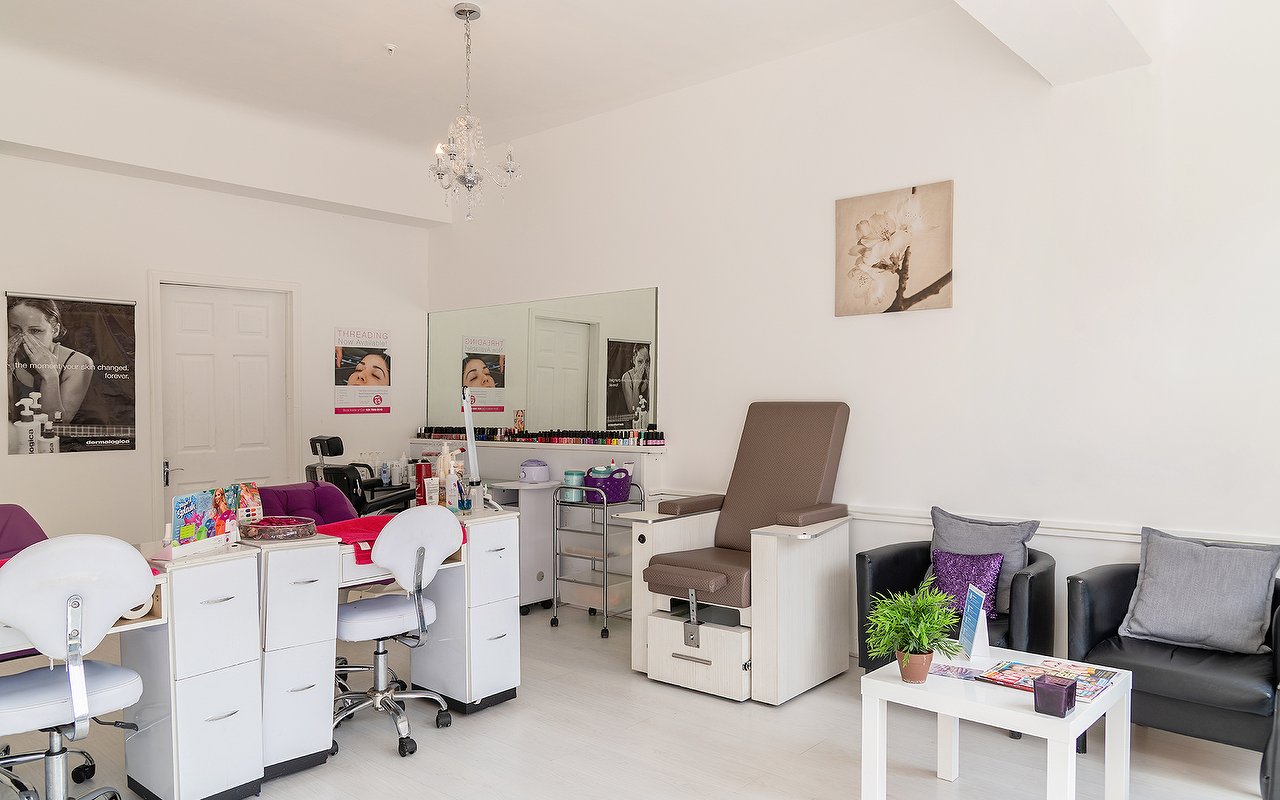 Nail Treatments At Nail Salons And Nail Bars In Streatham London