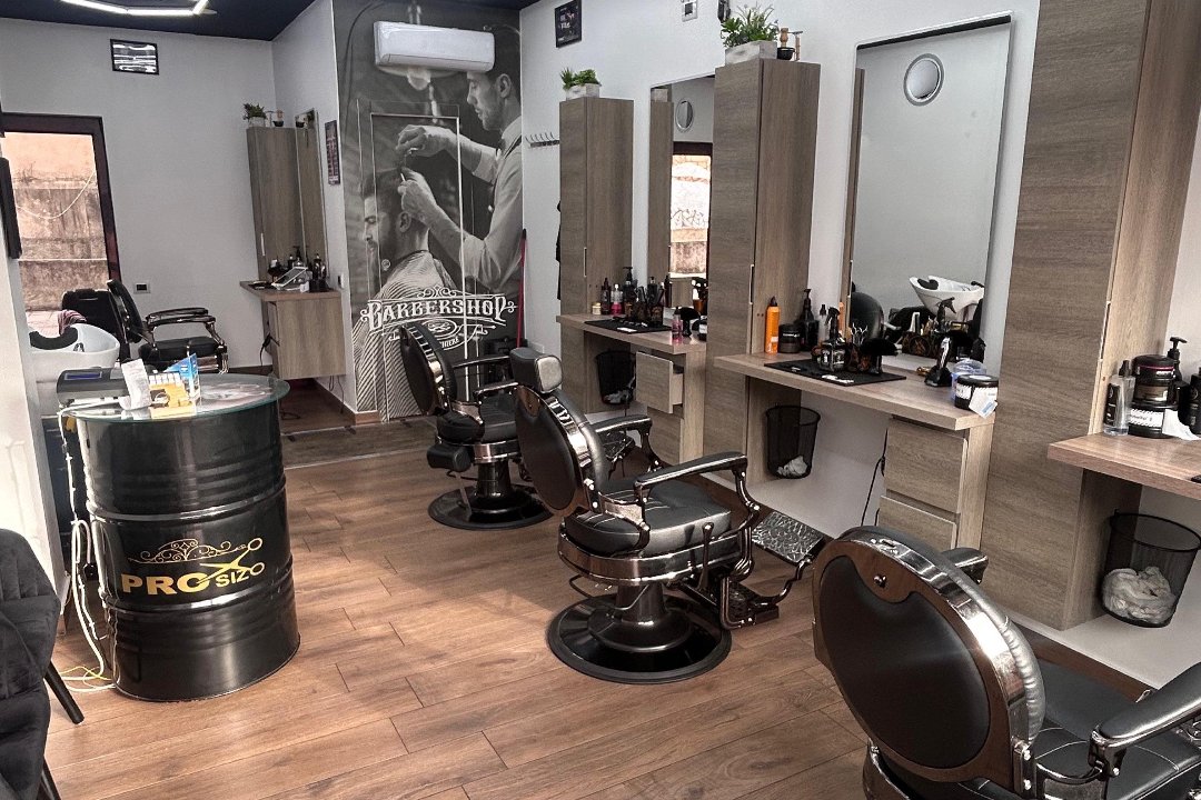 Prosizo barber, Metro Cimiano, Milano