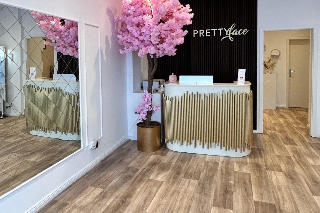 NB PrettyFace, Hermannplatz, Berlin