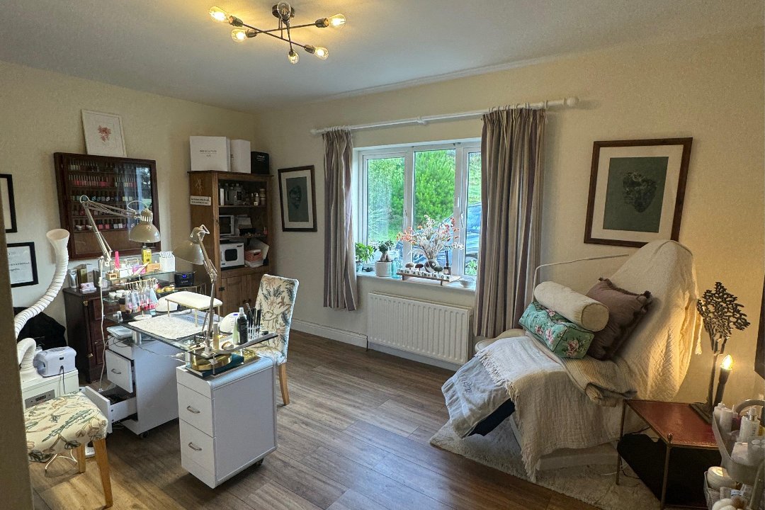 The Talon Salon, Glanmire, West and Coastal Cork