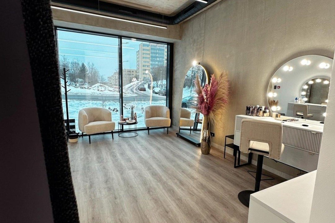 injumakeup, Naujininkai, Vilnius