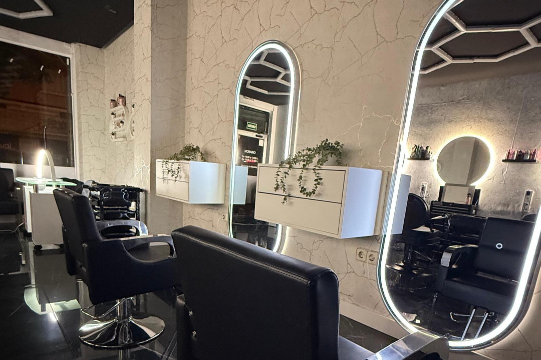 Stylist Chechos Salón de Belleza, Carabanchel, Madrid