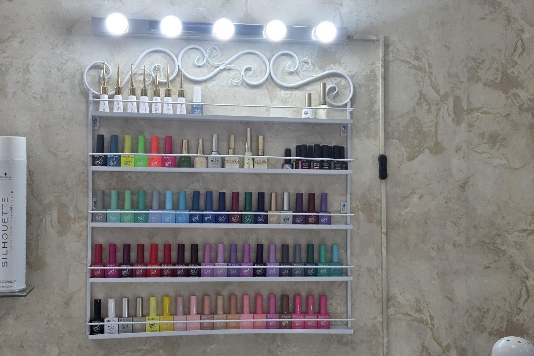 Happynailsbyjulia, Tufnell Park, London