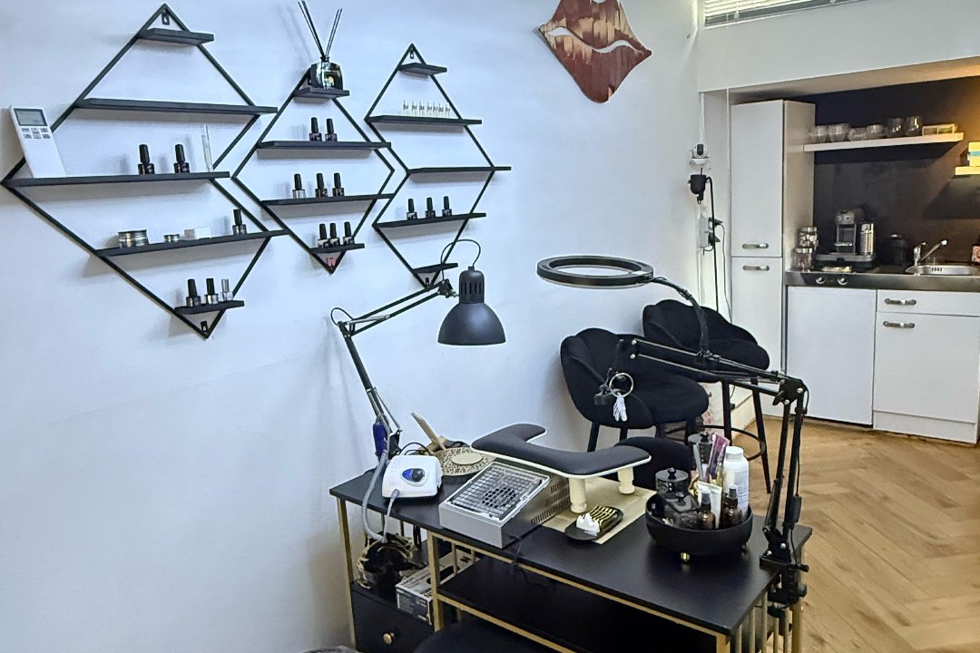 365MKBeauty, Monster, Zuid-Holland