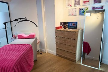 MK lash beauty salon