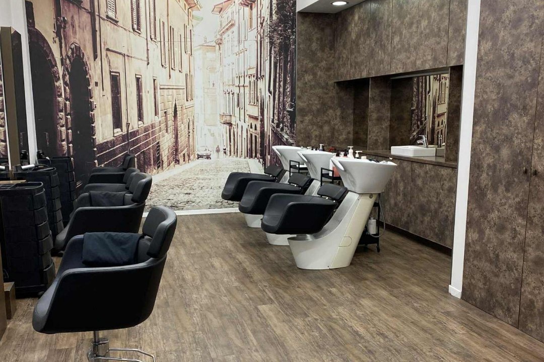 Viavera grožio salonas - Hyper Maxima, Žaliakalnis, Kaunas