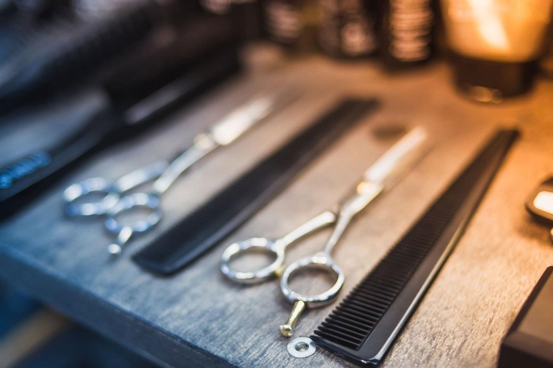 Maxximo Essence of Beauty, Zona Libia, Roma