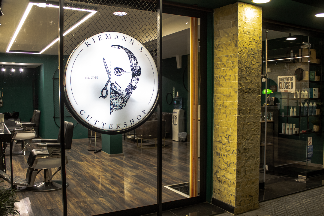 Riemann's Cuttershop (Barbershop), Kato Toumpa, Θεσσαλονίκη