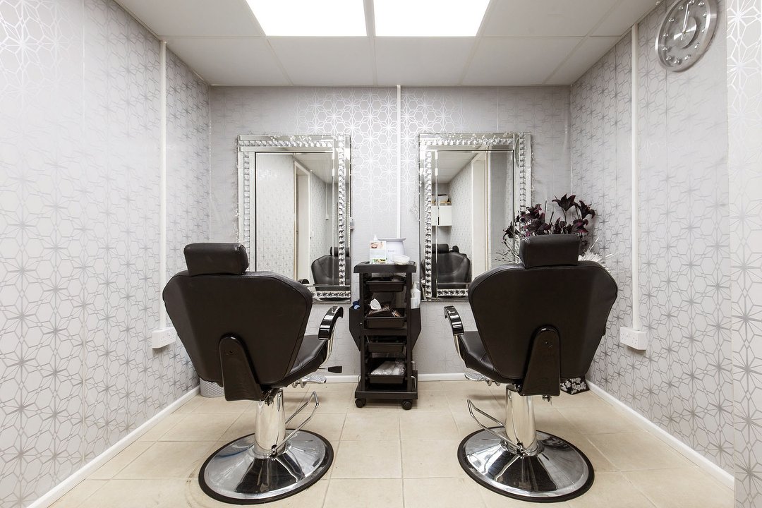 Reen's  Hair & Beauty, Morden, London