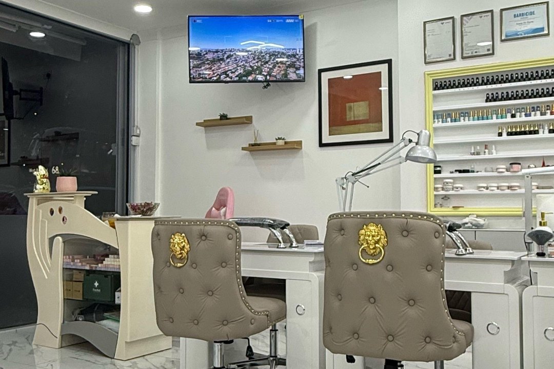 Lucy Nails, Addington Square, London
