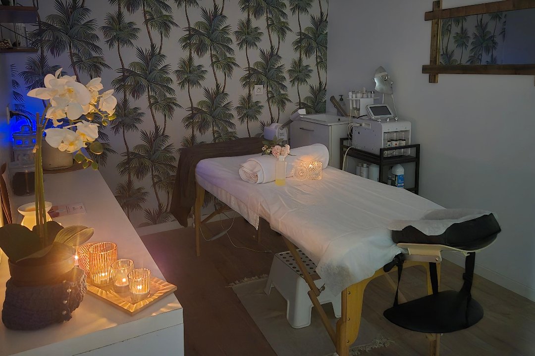 Esthetique by Carla, Argenteuil, Val-d'Oise
