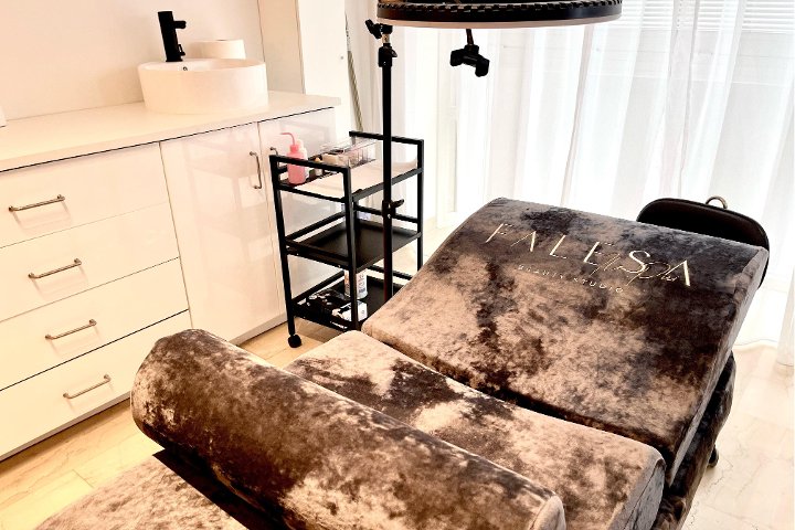 Falesa Beauty Studio - Sourcils & cils Trieste - Photo de galerie - OneBooking