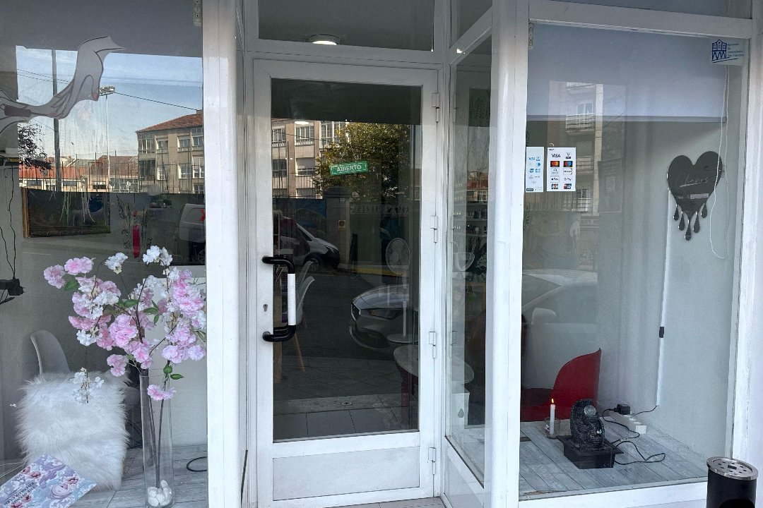 Charo's Nails and Fitness, Ourense