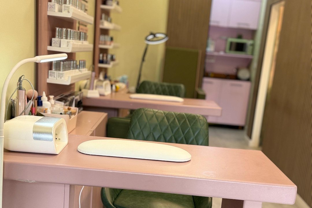 Mitras Brow and Nails bar, Enfield Chase, London