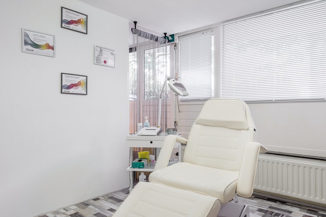 Colle Cosmetics, Filmwijk, Almere