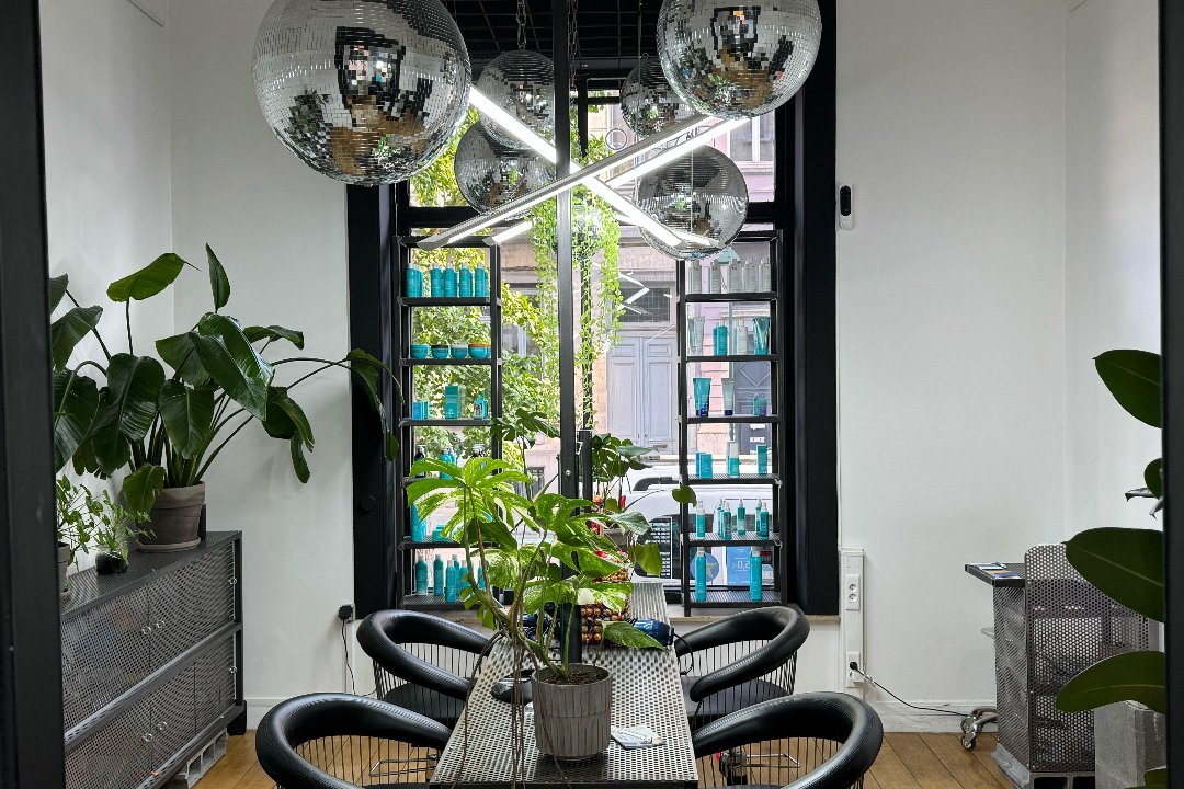 Fabio Laera Salon, Haut Saint-Gilles, Saint-Gilles