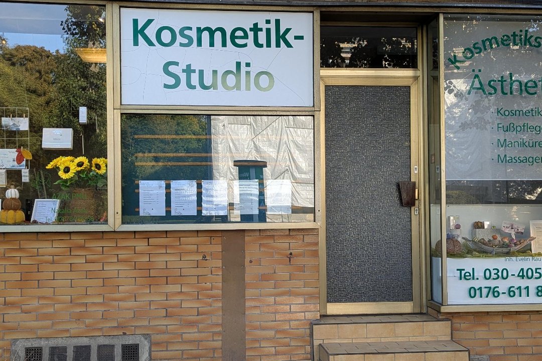 Azak.PMU, Karl-Bonhoeffer-Nervenklinik, Berlin