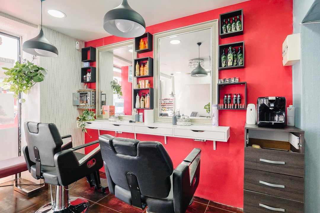 Gold Royal Beauty, Métro Saint-Ambroise, Paris