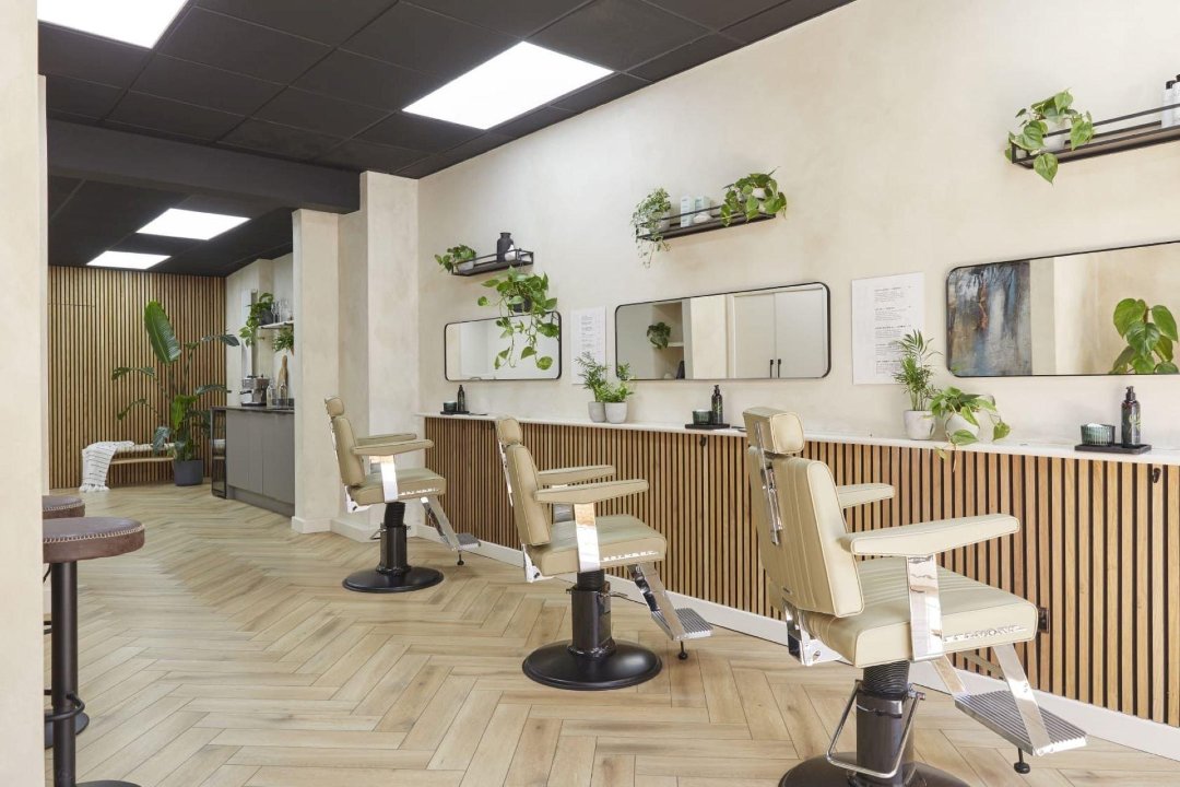 Eva Aesthetica, Hornsey, London