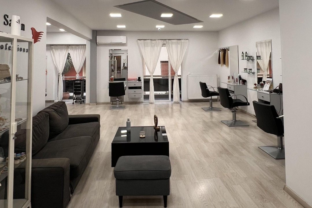 Κομμωτήριο Salon Melina Professional Πειραιάς, Piraeus