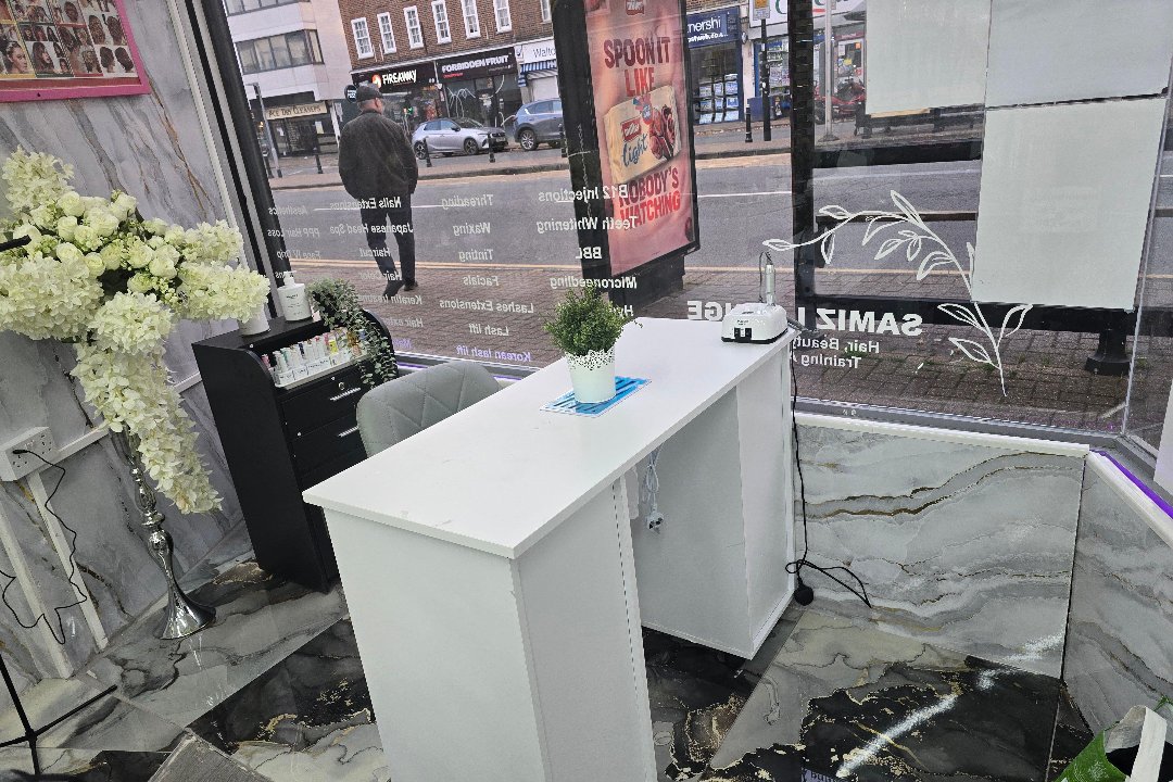 Samiz Lounge Hair & Beauty  aesthetics, Staines, Surrey