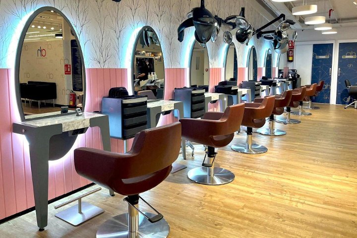 Agustín e Hijos peluqueros Larios Centro - Barbier Málaga - Photo de galerie - OneBooking