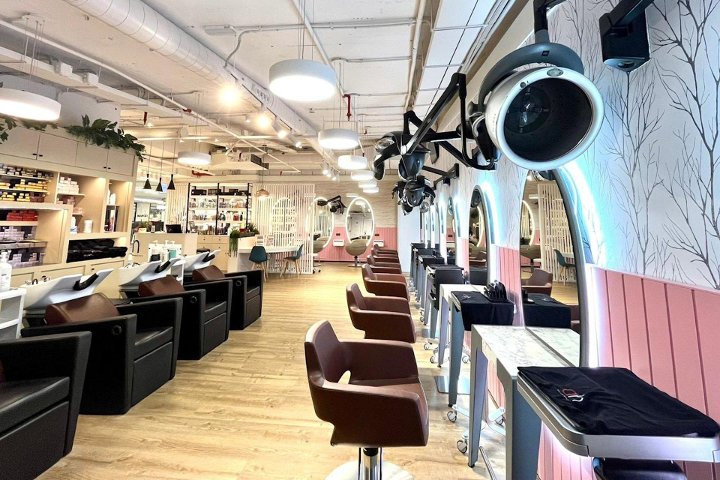 Agustín e Hijos peluqueros Larios Centro - Barbier Málaga - Photo de galerie - OneBooking