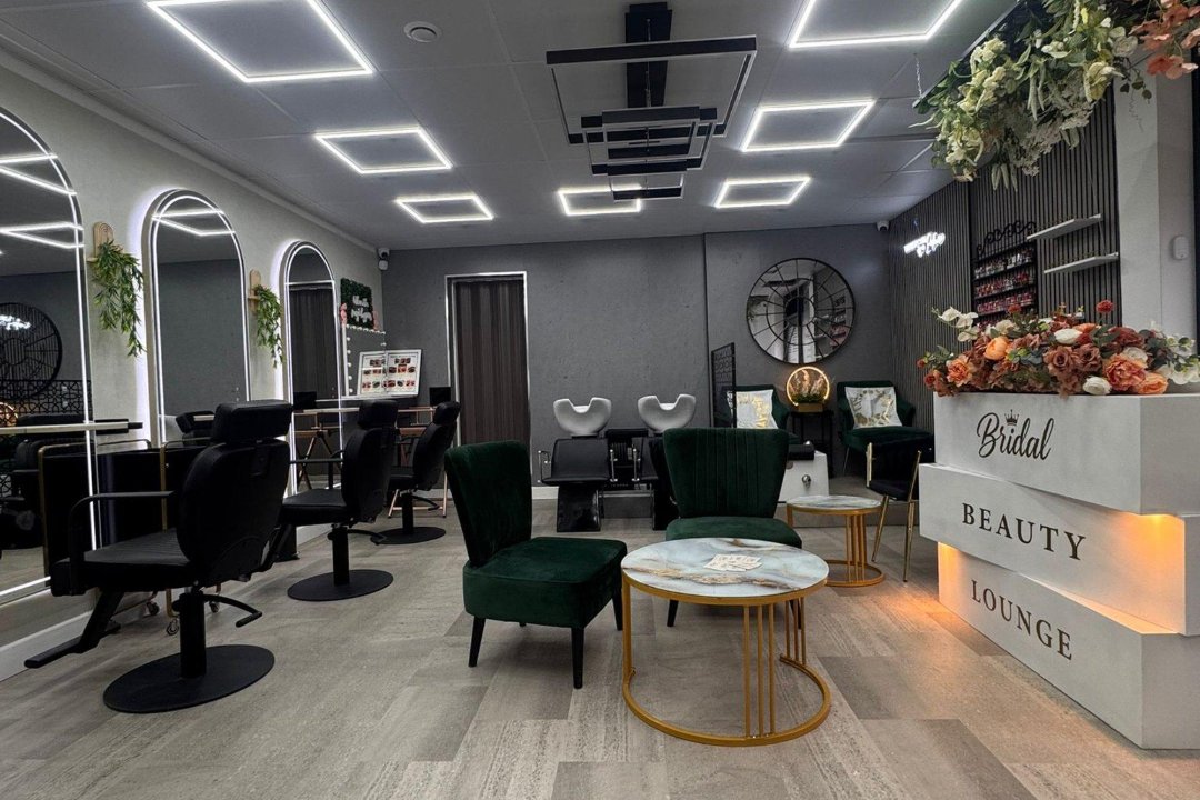 B beauty lounge, Wythenshawe Manchester, Benchill, Manchester