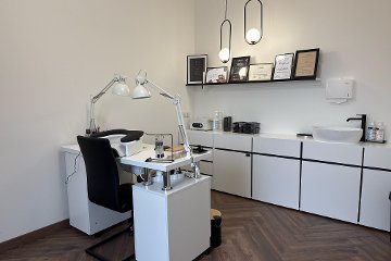 Nails by Silva, Nagų studija