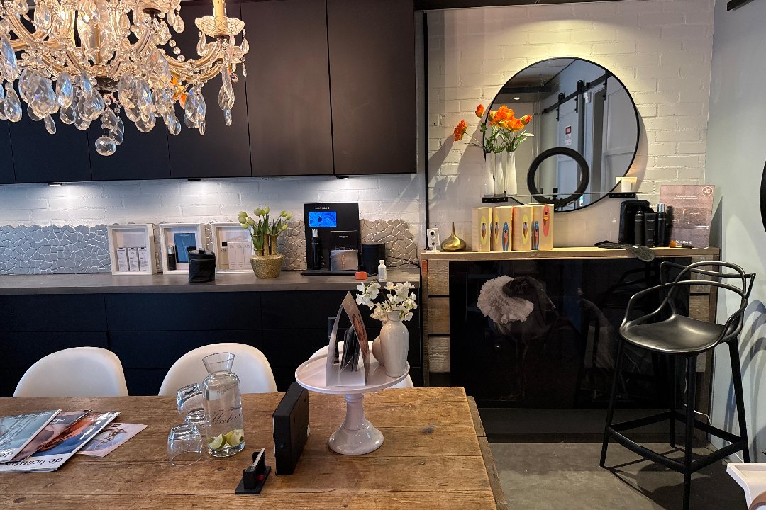 Rozegeur & Maneschijn, Voorburg, Zuid-Holland