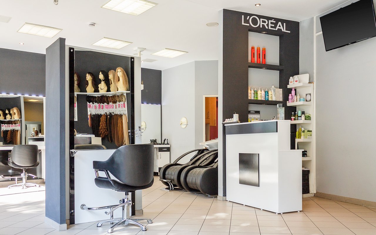 Damen Haare glätten in der Nähe von Scharnweberstraße, Berlin Treatwell