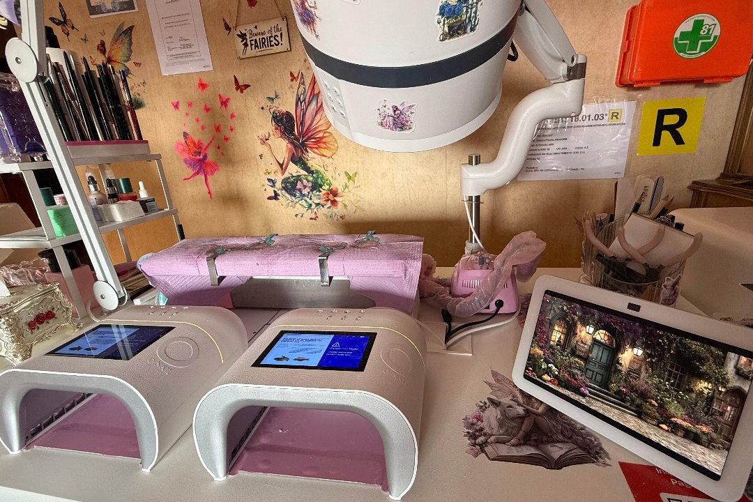 Aura Fairy Nails & Beauty, Piazza Nazario Sauro, Torino